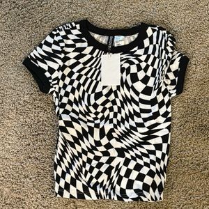 Baby tee. Never worn